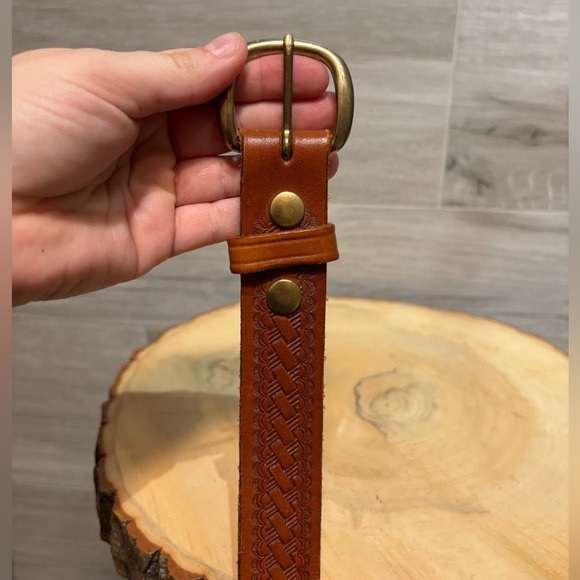 Stunning Browning genuine leather basket weave belt size 32 - brand new tooled - Picture 5 of 6